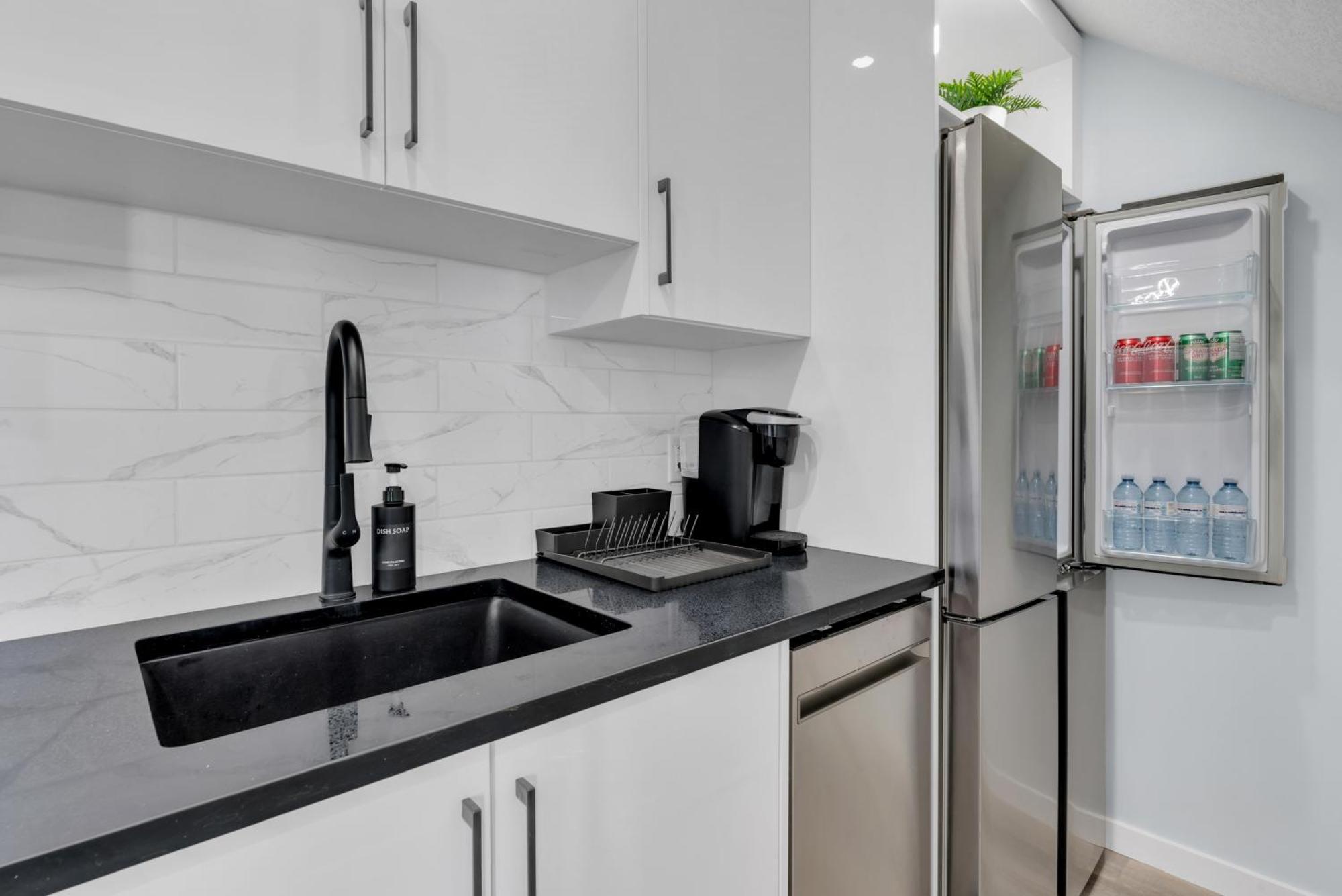 You Will Love This 2Br Guest Suite In Se YYC Exterior foto